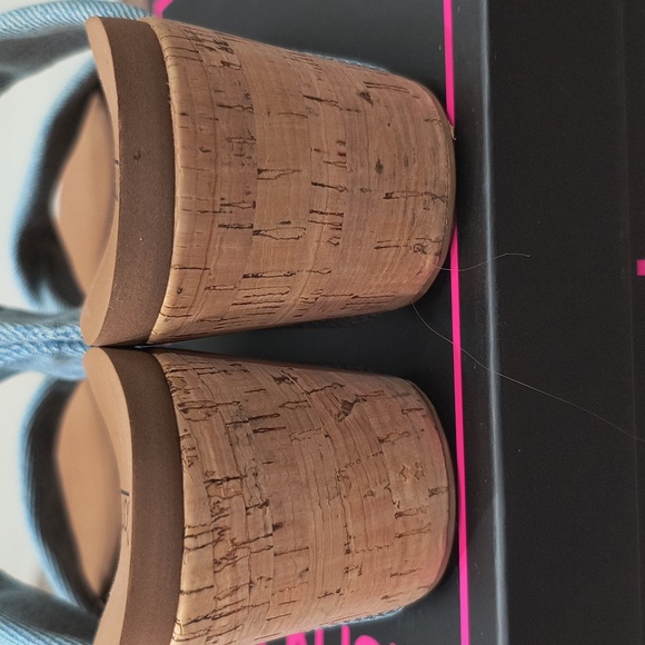 Corky's Denim Wedges - Picture 5 of 5